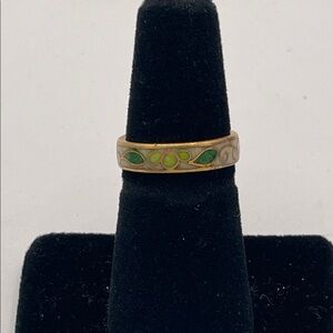 3.23.26-22 Goldtone Green Enamel + Cloisonné Floral Band Ring